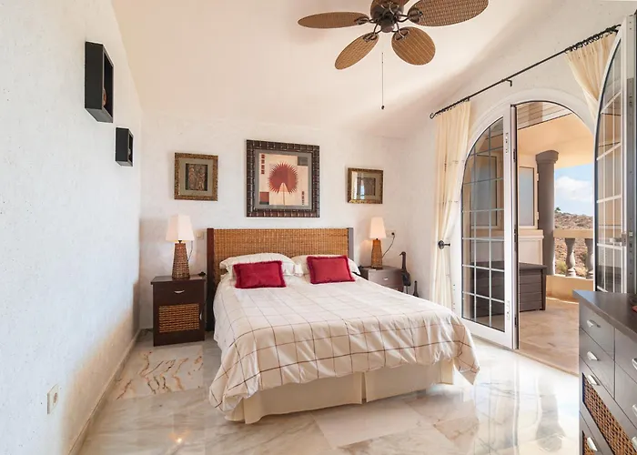 Вілла Heated Pool Ocean View Bbq Siam Park Адехе